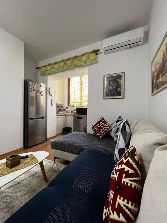Апартаменты Cozy Nest Ledi Тирана Экстерьер фото